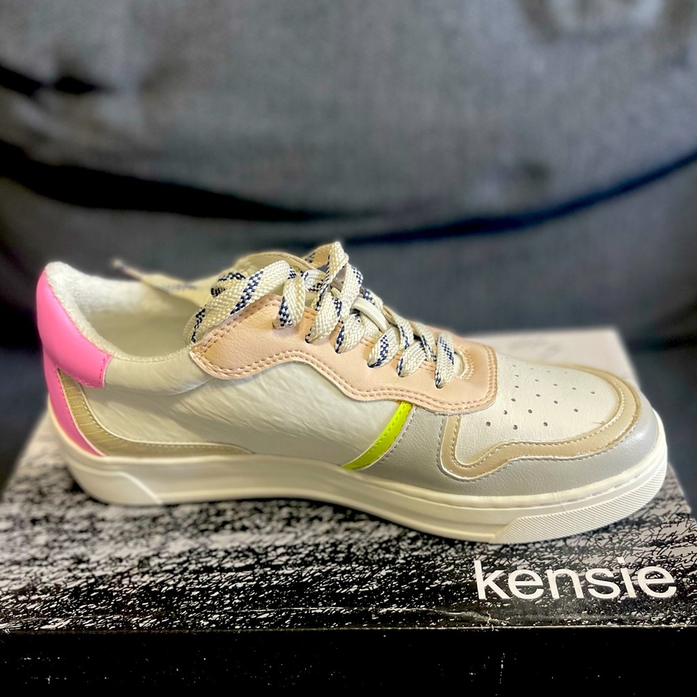 Kenzie Multicolored Women’s Sneakers